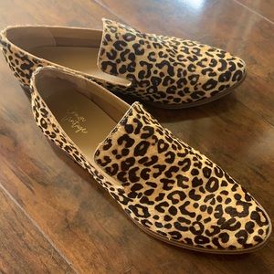 Size 8.5 Crown Vintage calf hair leopard loafers